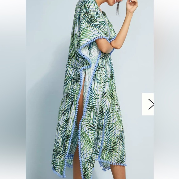 Red Carter Party Palm Caftan - Picture 2 of 7